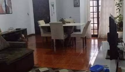 Sobrado à venda 3 quartos 1 suíte 5 vagas Campestre - Santo André - SP