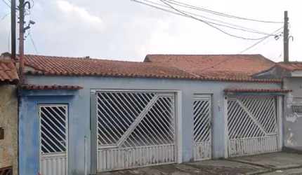 Casa à venda 3 quartos 1 suíte 10 vagas Assis Brasil - Mauá - SP