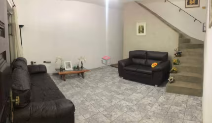 Sobrado à venda, 3 quartos, 1 suíte, 2 vagas, Taboão - São Bernardo do Campo/SP