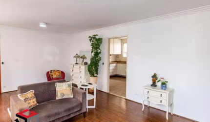 Apartamento em Moema com 105m²