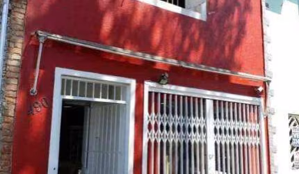 Casa Comercial em Cambuci com 86m²