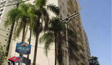 Apartamento em Cerqueira César com 166m²