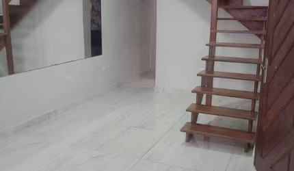 Casa para aluguel 3 quartos 3 suítes 2 vagas Baeta Neves - São Bernardo do Campo - SP