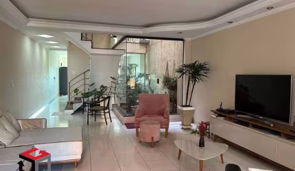 Sobrado à venda 3 quartos 3 suítes 4 vagas São José - São Caetano do Sul - SP