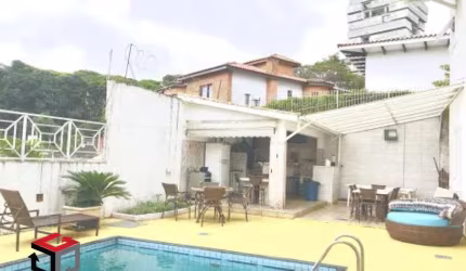 Casa em Vila Ida (Alto de Pinheiros) com 700m²