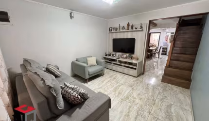 Sobrado à venda 3 quartos 1 vaga São Pedro - Santo André - SP