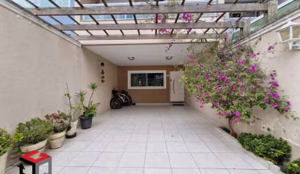 Sobrado à venda 3 quartos 1 suíte 4 vagas São Vicente - Mauá - SP