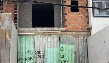 Sobrado à venda 3 quartos 3 suítes 4 vagas Maria Adelaide - São Bernardo do Campo - SP