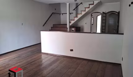 Sobrado à venda 3 quartos 1 suíte 5 vagas Jaçatuba - Santo André - SP