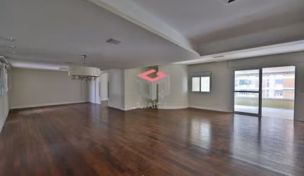Apartamento com 406 ² localizado no Bairro Chácara Inglesa em São Bernardo do Campo - SP.