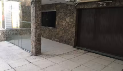 Sobrado à venda 3 quartos 2 suítes 12 vagas Rudge Ramos - São Bernardo do Campo - SP