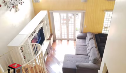 Sobrado amplo com 258 m² localizado no Jardim Bela Vista em Santo André.