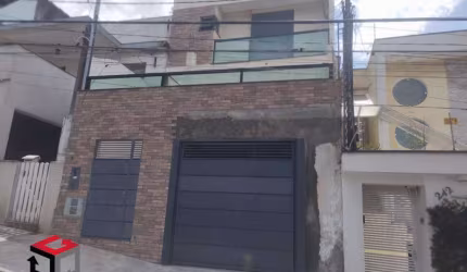 Sobrado à venda com 172 m² Localizado no Bairro Campestre em Santo André