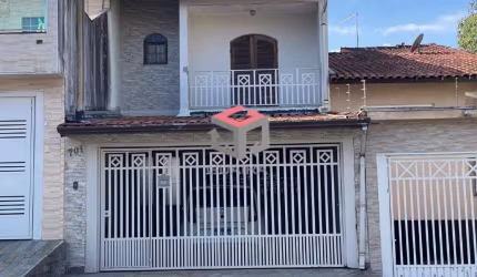 Sobrado de 179 m² no Bairro Nova Petrópolis em SBC - SP