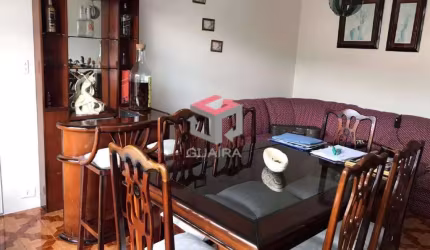 OPORTUNIDADE - Casa à venda 300mts², 2 quartos, 3 vagas cobertas, Valparaíso - Santo André/SP