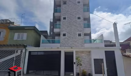 Apto - Tipo Garden sem condomínio com elevador na vila Alzira 02 quartos 1 com suíte e 1 vaga