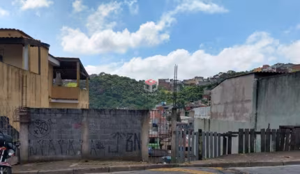 Terreno à venda Maracanã - Santo André - SP