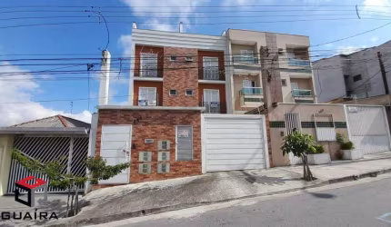 Cobertura com 90 m² localizada no Bairro Guaraciaba em Santo André.
