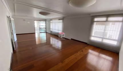 Apartamento com 236 metros na Chácara Inglesa em São Bernardo do Campo/SP.