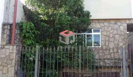 Sobrado de 163 m² localizado no bairro Vitória em Santo André - SP