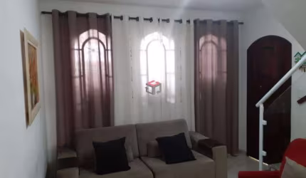 Sobrado à venda 3 quartos 2 vagas Cidade São Jorge - Santo André - SP