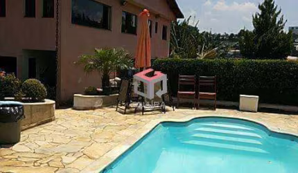 Sobrado/Chácara amplo com 1.275 m² com piscina, imóvel localizado no Bairro Batistini em São Bernardo do Campo/SP.