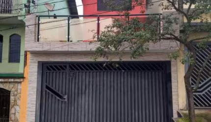 Sobrado à venda 3 quartos 2 vagas Humaitá - Santo André - SP