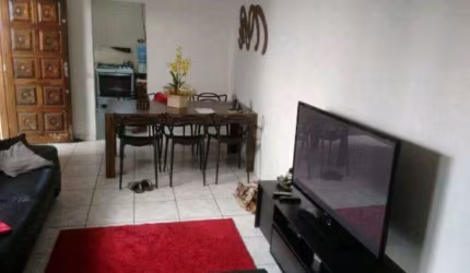 Casa com 180m², Vila Palmares- Santo André- SP.