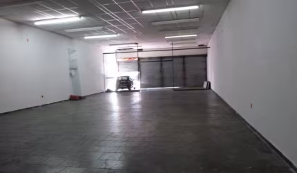 Galpão à venda 25 vagas Alzira - Santo André - SP