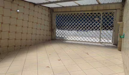 Sobrado à venda 3 quartos 1 suíte 2 vagas Jaçatuba - Santo André - SP