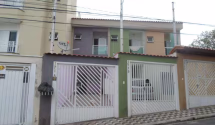 Sobrado à venda 3 quartos 3 suítes 2 vagas Eldízia - Santo André - SP