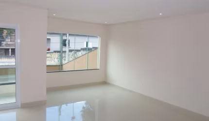 Sobrado à venda 3 quartos 3 suítes 4 vagas Santa Terezinha - São Bernardo do Campo - SP