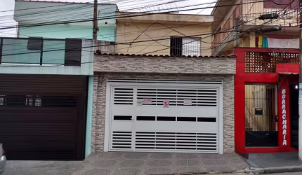 Sobrado à venda 4 quartos 2 vagas Ferrazópolis - São Bernardo do Campo - SP