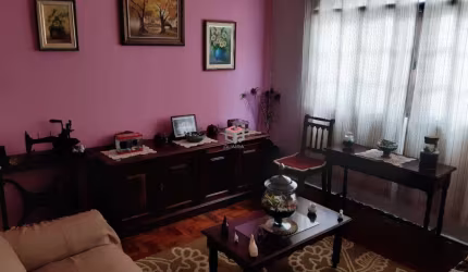 Casa com 171 m² localizada no Bairro Planalto em São Bernardo do Campo/SP.