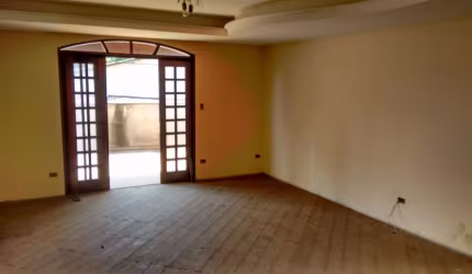 Sobrado à venda 3 quartos 1 suíte 4 vagas Bela Vista - Santo André - SP