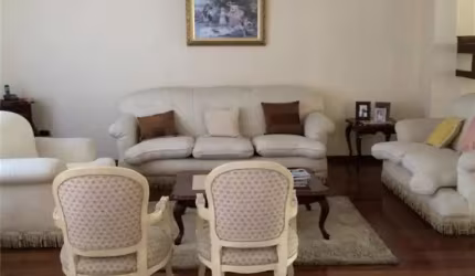 Sobrado à venda 4 quartos 2 suítes 6 vagas Palermo - São Bernardo do Campo - SP