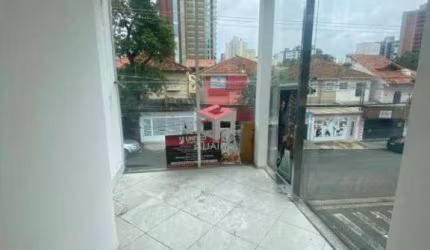 Sobrado com 237 m² localizado no Vila Alpina em Santo André - SP.
