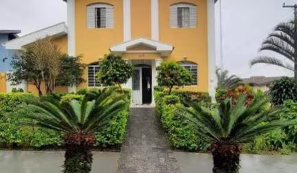 Sobrado à venda em Valinhos, Santa Cruz, com 4 quartos, com 302 m²