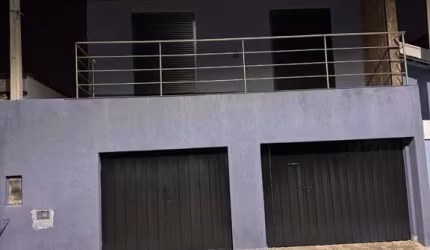Sobrado à venda em Campinas, Vila Georgina, com 3 quartos, com 190 m²