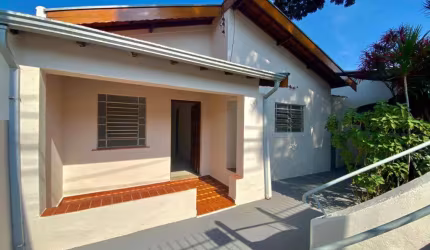 Ótima casa para venda no Bairro Jardim dos oliveiras proximo Nova Europa na cidadade de Campinas.