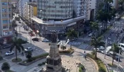 Apartamento com 3 dormitórios à venda por R$ 600.000,00 - Gonzaga - Santos/SP