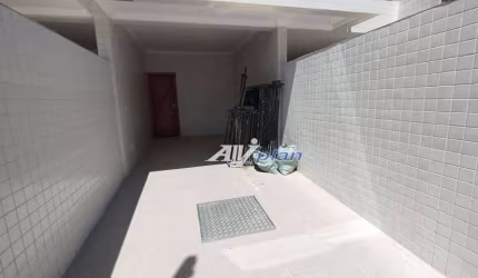 Sobrado com 3 dormitórios à venda, 220 m² por R$ 1.718.000,00 - Embaré - Santos/SP