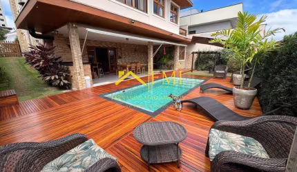 Casa com 4 suítes em Condomínio Clube Urbanova