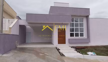 Casa de 3 dormitórios sendo 1 suíte e piscina no Condomínio Terras do Vale