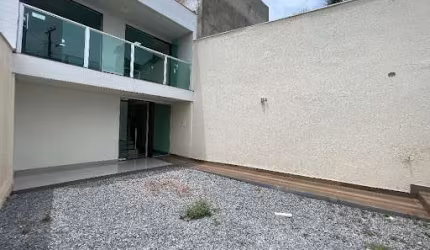 Casa com 2 dormitórios à venda, 97 m² por R$ 450.000,00 - Santa Clara - Vespasiano/MG