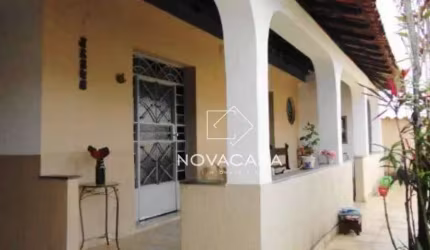 Casa com 4 dormitórios à venda, terreno plano de 360m² com 186 m²  de área construída por R$ 590.000 - Jardim Leblon - Belo Horizonte/MG