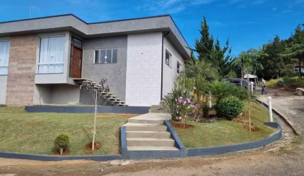 Casa em condomínio em Suzano