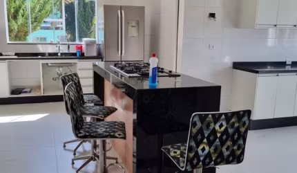 Casa em condomínio em Suzano
