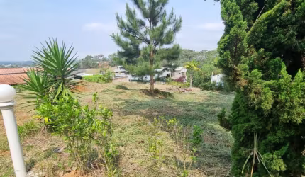 Terreno em condomínio fechado em Suzano
