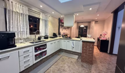 Casa em condomínio,  permuta  por apto Santo André!